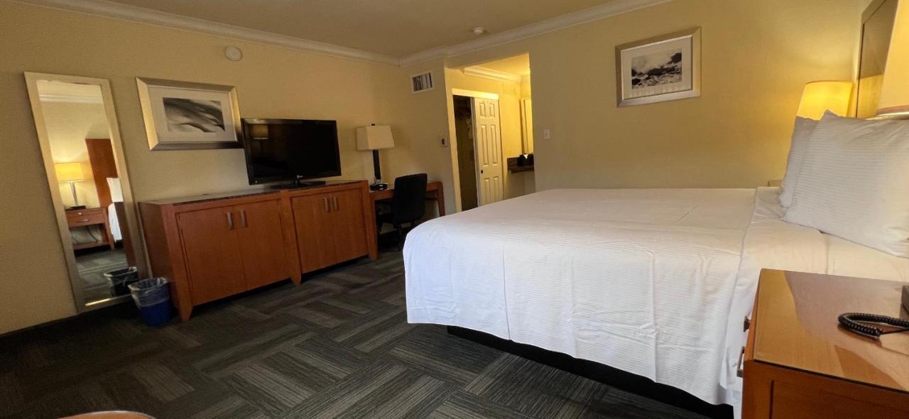 Inn At San Luis Obispo Exterior photo